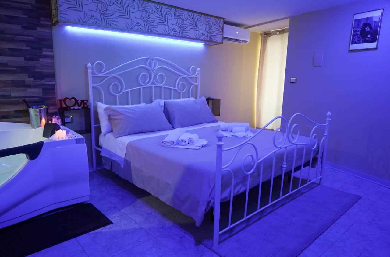 Corte Manzoni Independent Suite Catania Ngoại thất bức ảnh